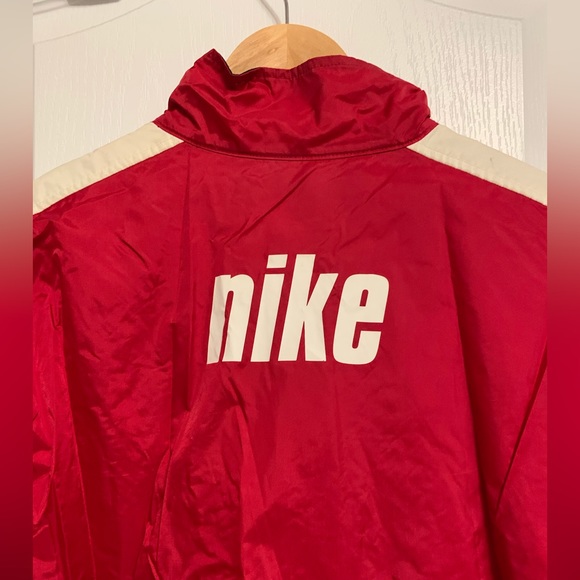 Nike Kids Windbreaker in Red - Size L (14-16) - Picture 4 of 5